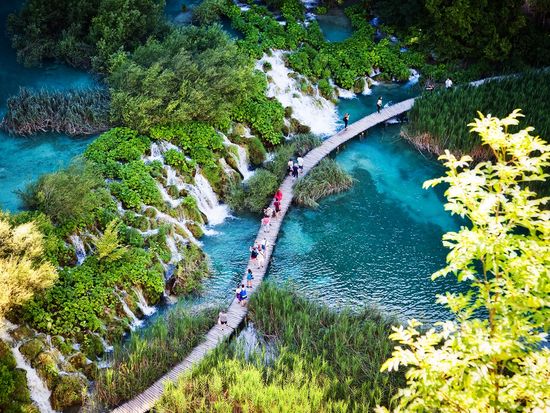 Croatia_Plitvice_shutterstock_256094920